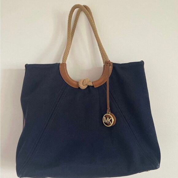 Michael Kors Isla Ring Canvas Shoulder Tote Bag Admiral Blue - Picture 4 of 5